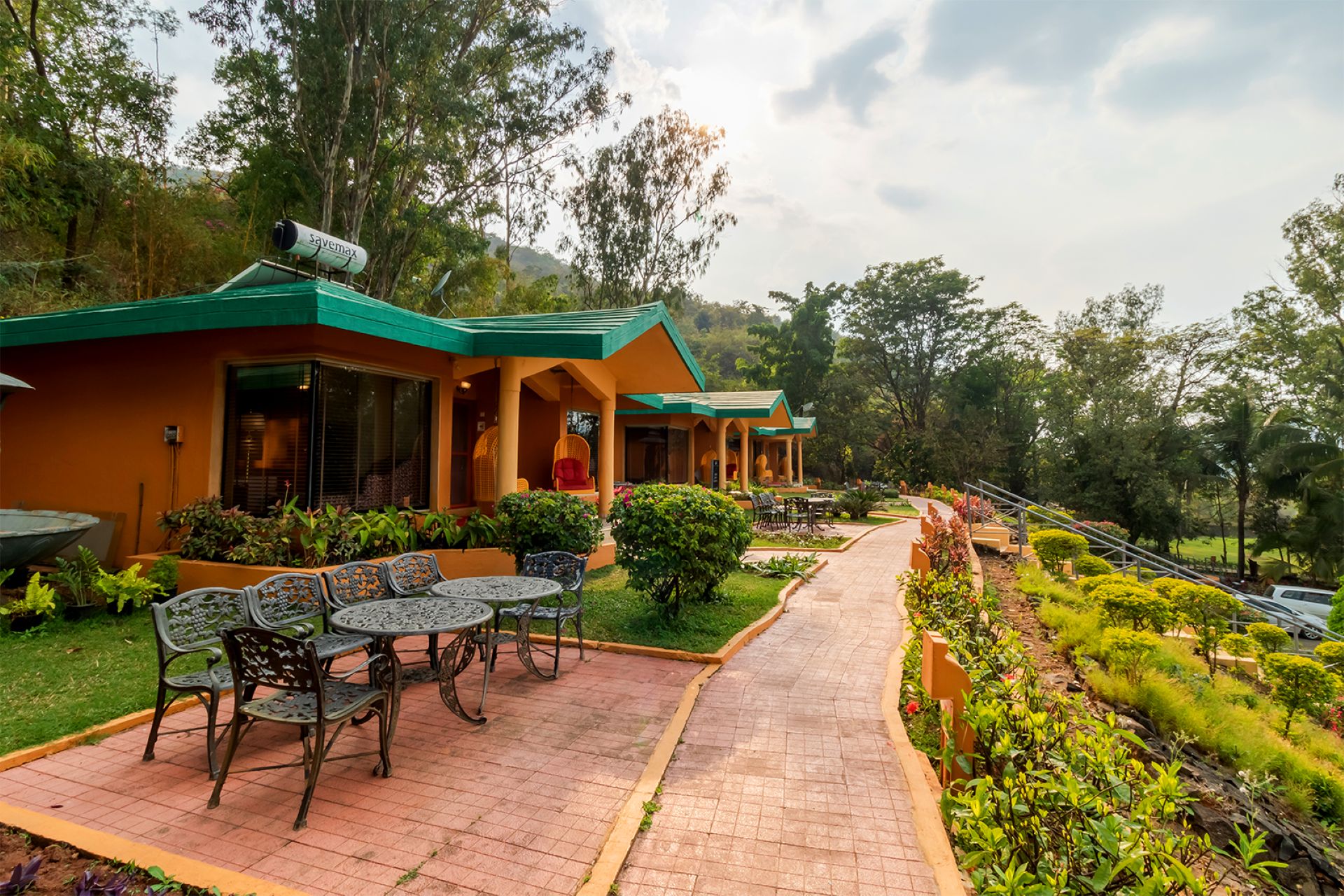 Residency Lake Resort